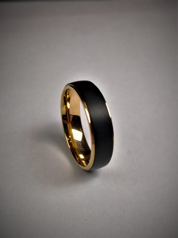 Bosie sormus titaani, PVD-musta & keltakulta, 6mm